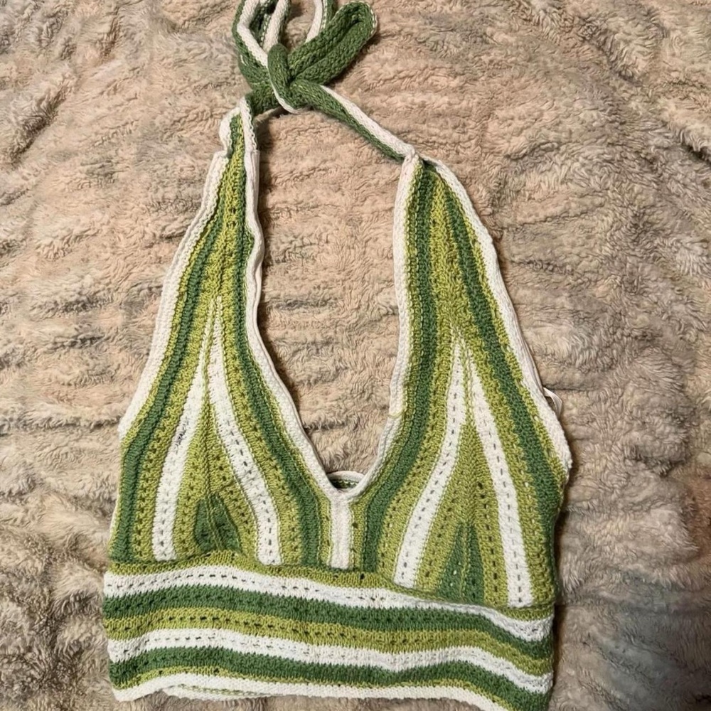 Green and white crochet halter top #crochet